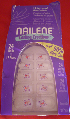 Nailene L&ouml;s naglar fr&aring;n USA.Fj&auml;ril med r&ouml;d sten.