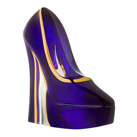 Åsa Jungnelius Kosta Boda Make up Amethyst stiletto shoe. Model 91350. Height 12 cm / 4.7 in