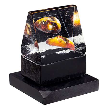 Bertil Valliens Kosta Boda Black Elements (2008)