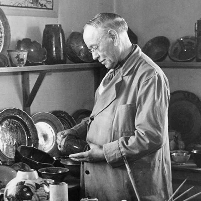Josef Ekberg in the Gustavsberg factory
