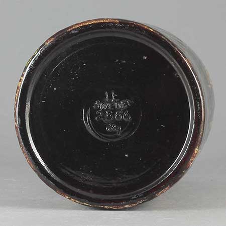 Ingrid Atterbergs Upsala Ekeby Sacra The lower side of a Sacra object.