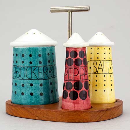 Marianne Westman Picknick Tray set of shakers and jar