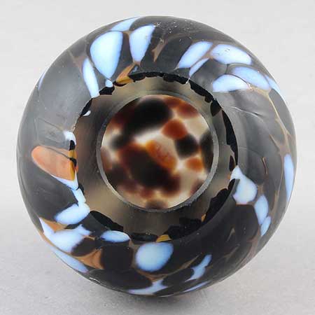 Monica Backström Kosta Boda egg lower side