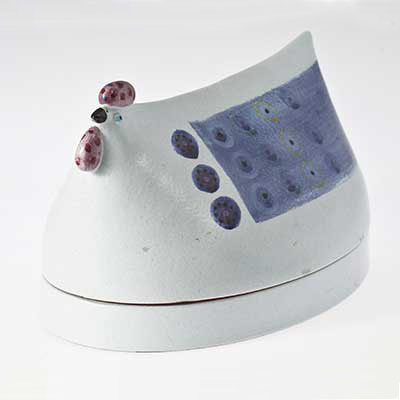 Stig Lindberg Faience Egg hen (1966), length 24 cm