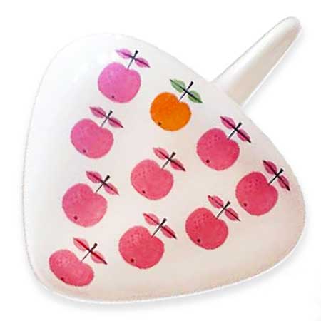 Stig Lindberg Pall Triangular dish with handle