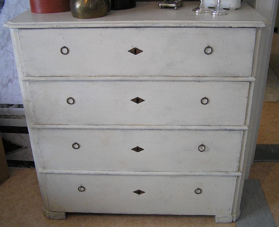 Vit Byr - Köp Vita Byrer billigt online