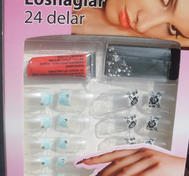 Big pack with fake nails,bling and glue.