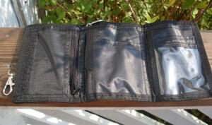 I love Rock wallet with chain.