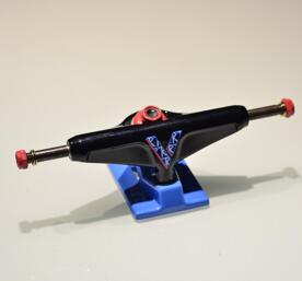 Venture Black Red n' Blue