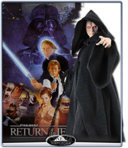 The seventh figure in the breakout line of Ultimate Quarter Scale Star Wars figures, Emperor Palpatine includes a multi-layered cloth costume,