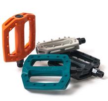 Eclat2012 Slash Pedals