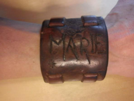 Armband i skinn