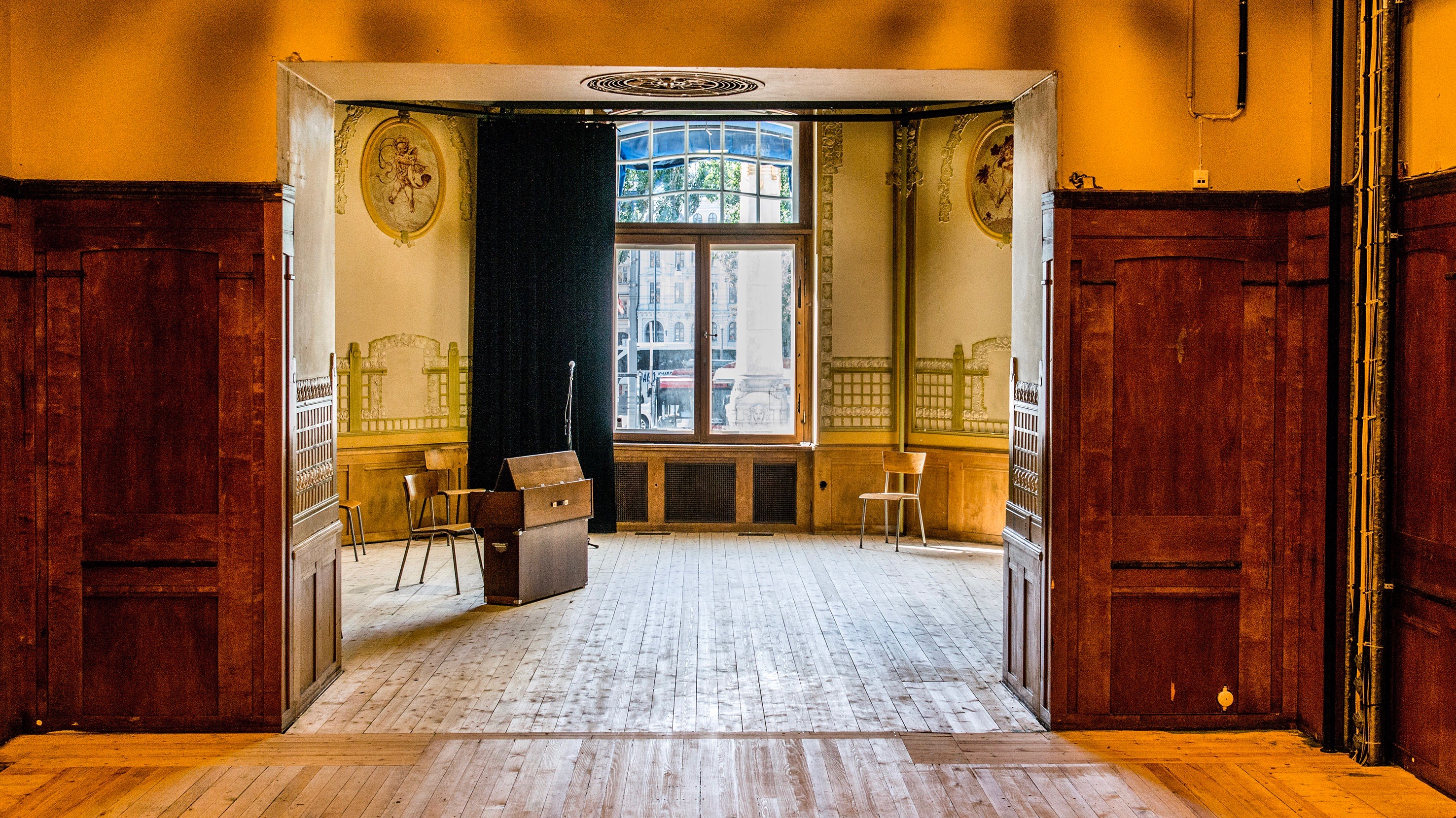 KUNGLOGA DRAMATEN STOCKHOLM