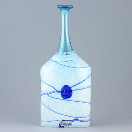 Bertil Valliens Kosta Boda Galaxy Blue (1986)