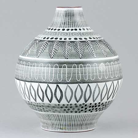 Ingrid Atterberg Upsala Ekeby Grafika Vase. Model 2083. Height 14 cm