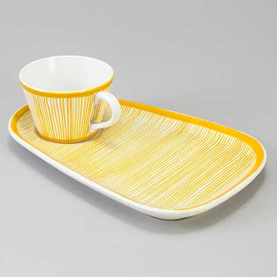 Stig Lindberg Faience TV cup with dish (model 194), length 24 cm