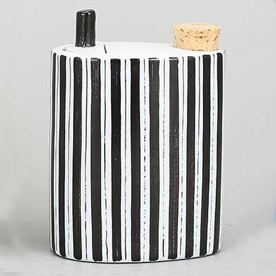 Stig Lindberg Faience ”Bruk” series tea bottle (model 204), height 16 cm