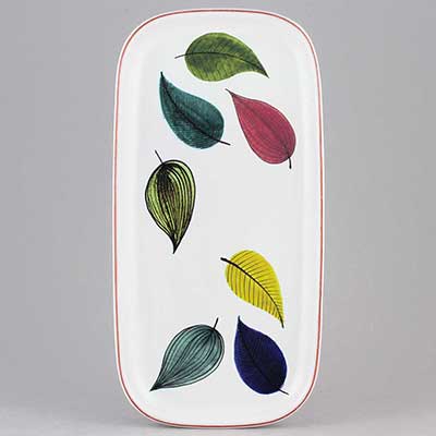 Stig Lindberg Faience Rectangular dish (model 24), length 23 cm