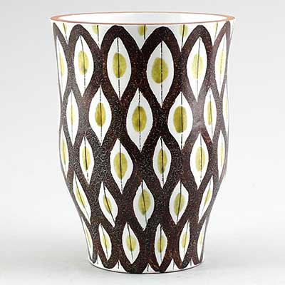 Stig Lindberg Faience Vase with swelling body (model 132), height 17 cm