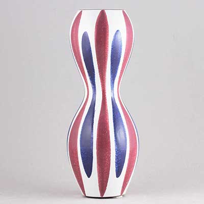 Stig Lindberg Faience Vase with hourglass shape (model 191), height 21 cm 