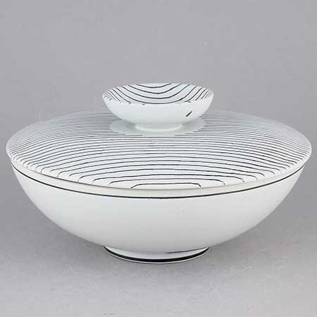 Stig Lindberg Filigran Bowl with lid (model 222), diameter 15 cm