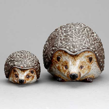 Thomas Hellström Djur från Nittsjö Small and large hedgehog (model 6092 och 6093)