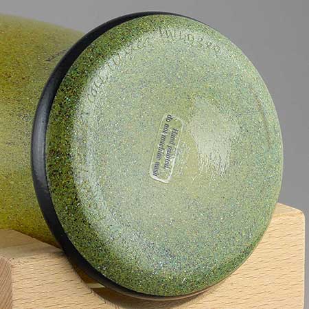 Ulrica Hydman Vallien Kosta Boda Lower side of a Nevada object with signature and serial number 