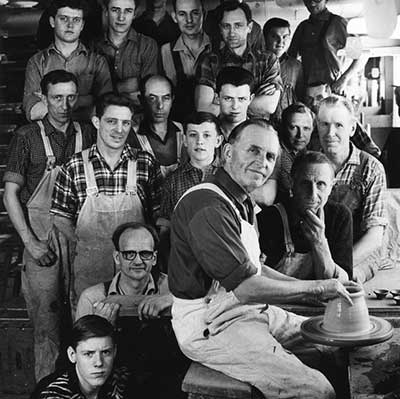 Throwers at Höganas ceramic factory