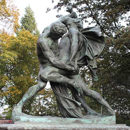 Public art sculpture "Baltesspannarna" (The Duellists) by J.P. Mollin