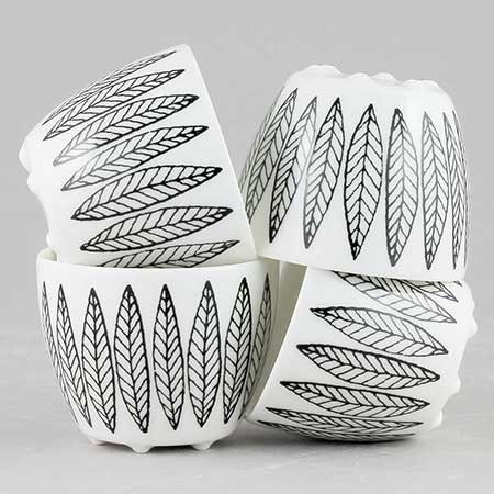 Stig Lindberg Eggcup (Black Salix)