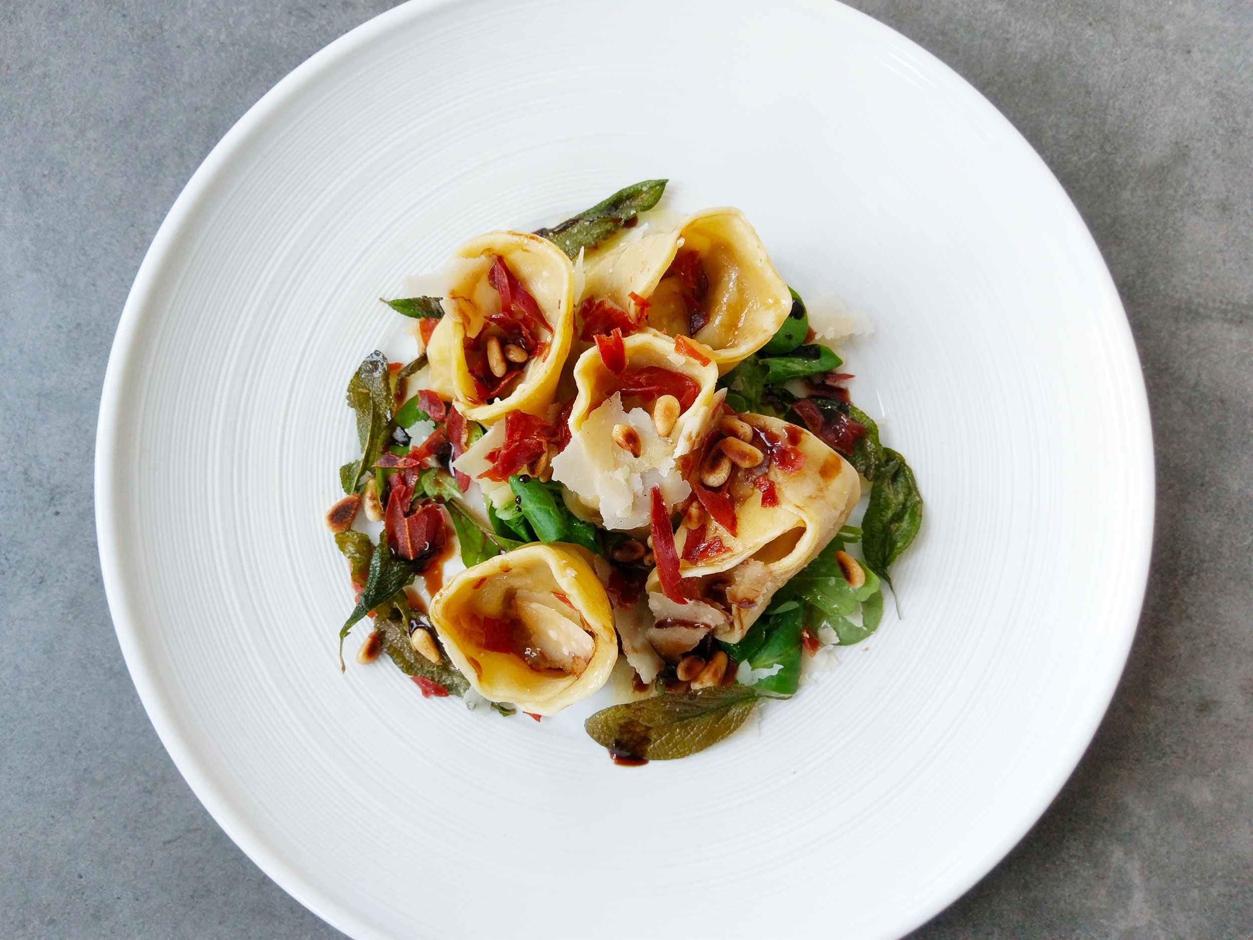 Svamp- & ricottafylld tortellini