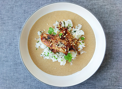 Thaikyckling med kokos-, jordnöts- & limesås